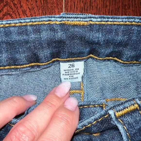 AUTHENTIC TRUE RELIGION JEANS, SIZE 26, LIKE NEW - Picture 5 of 6